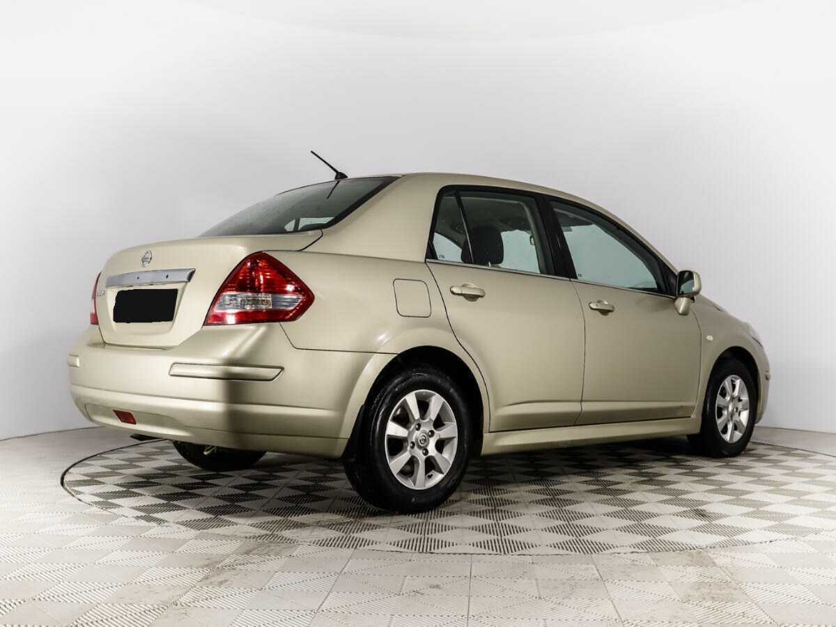 Купить Nissan Tiida с пробегом. Фото: #3