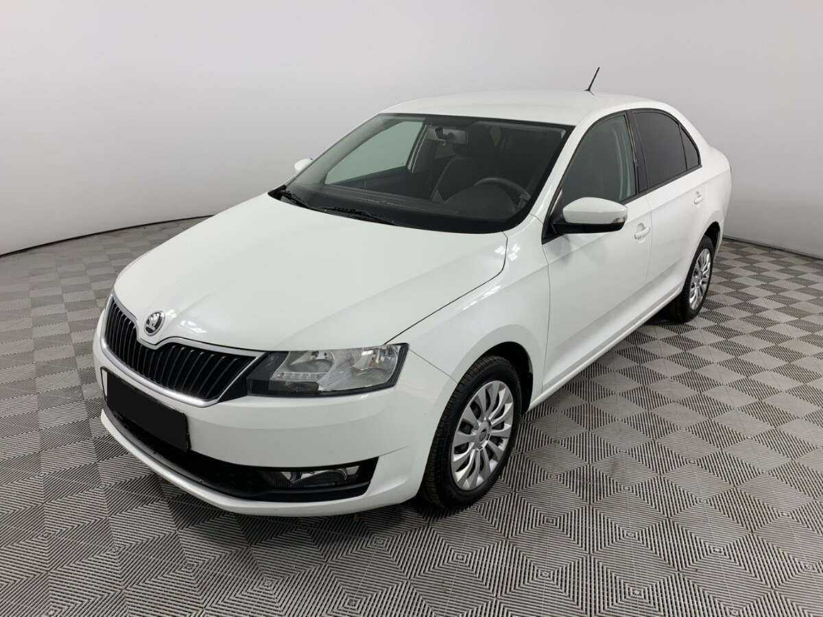 Купить Skoda Rapid с пробегом. Посмотреть фото