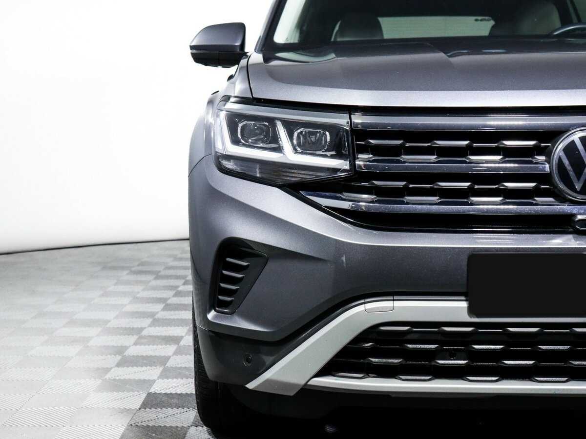 Купить Volkswagen Teramont с пробегом. Фото: #17