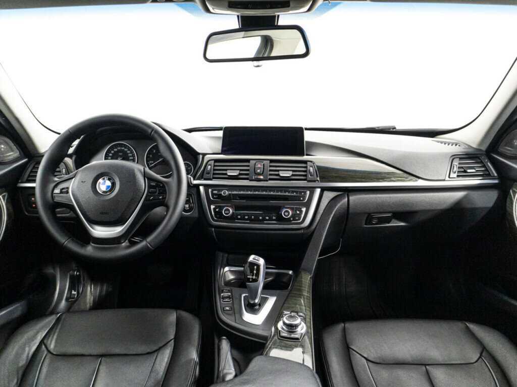 Купить BMW 3 серии с пробегом. Фото: #12