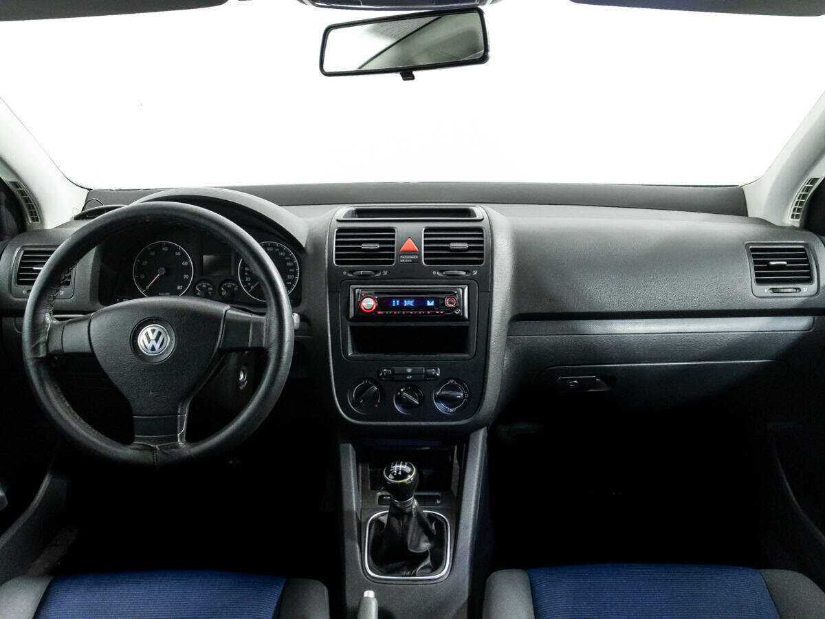 Купить Volkswagen Golf с пробегом. Фото: #12