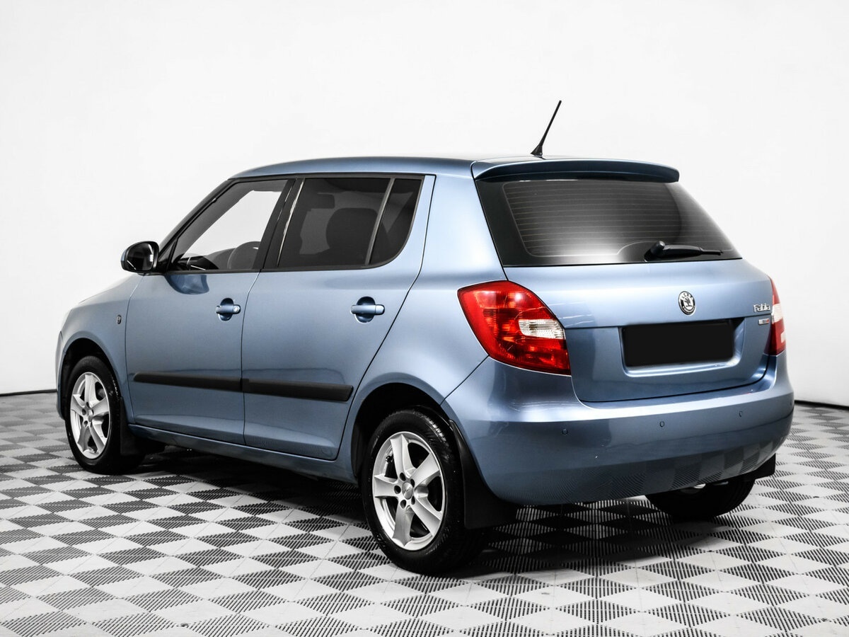 Купить Skoda Fabia с пробегом. Фото: #6