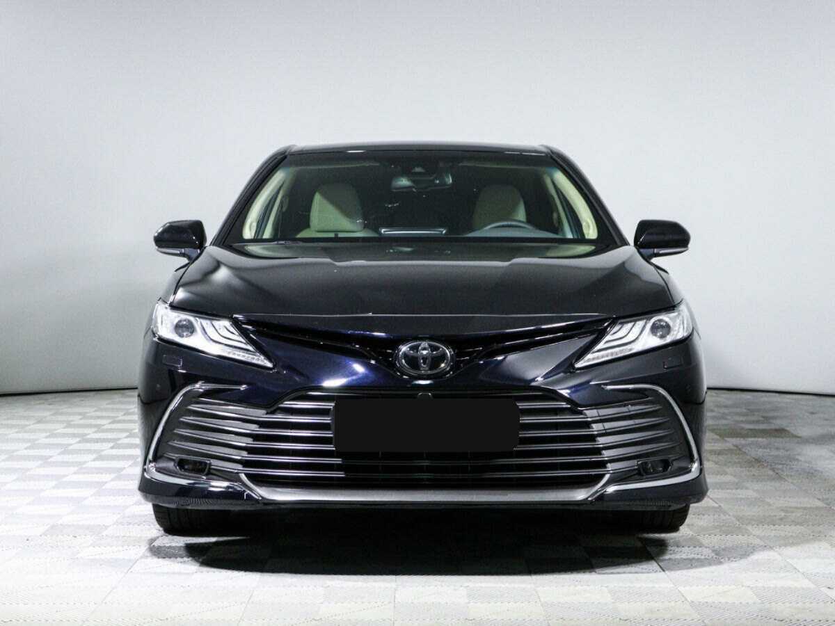 Купить Toyota Camry с пробегом. Фото: #1