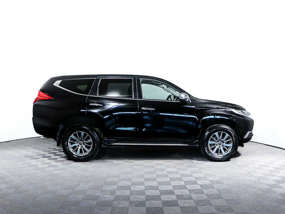 Купить Mitsubishi Pajero Sport с пробегом. Фото: #3