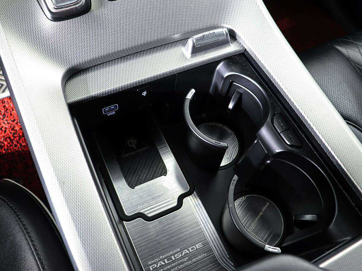 Купить Hyundai Palisade с пробегом. Фото: #22