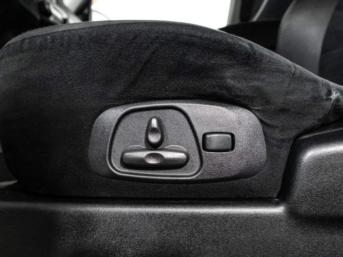 Купить Mitsubishi Pajero с пробегом. Фото: #13