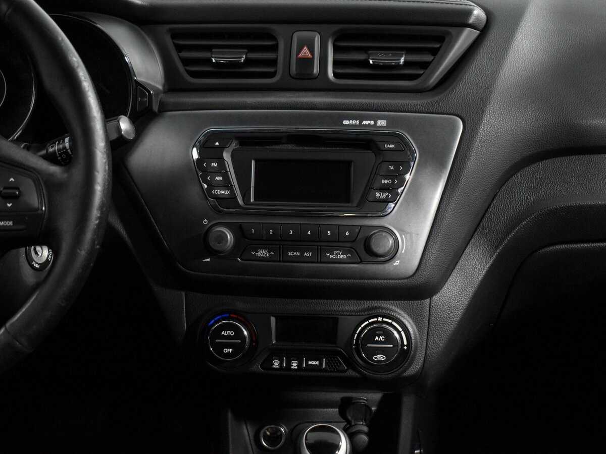 Купить Kia Rio с пробегом. Фото: #13