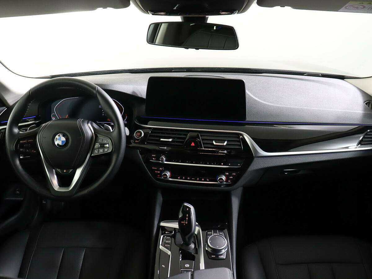 Купить BMW 5 серии с пробегом. Фото: #10