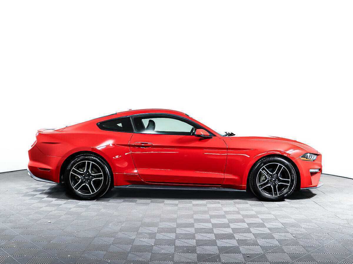Купить Ford Mustang с пробегом. Фото: #3