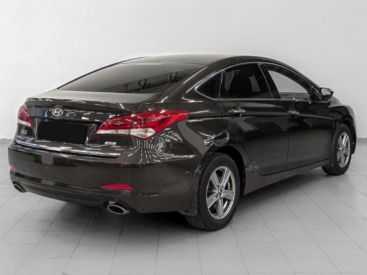 Купить Hyundai i40 с пробегом. Фото: #4