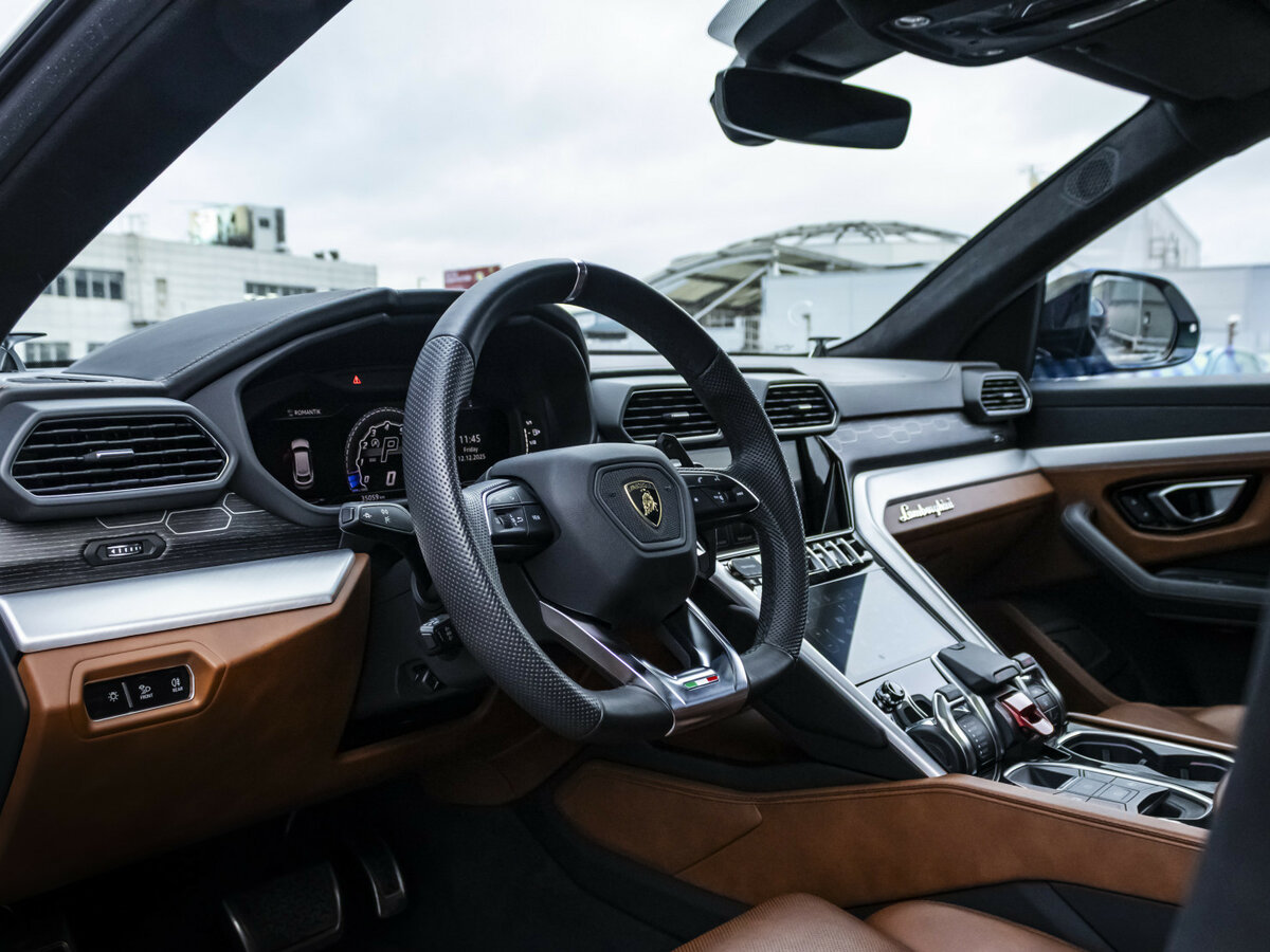 Купить Lamborghini Urus с пробегом. Фото: #14