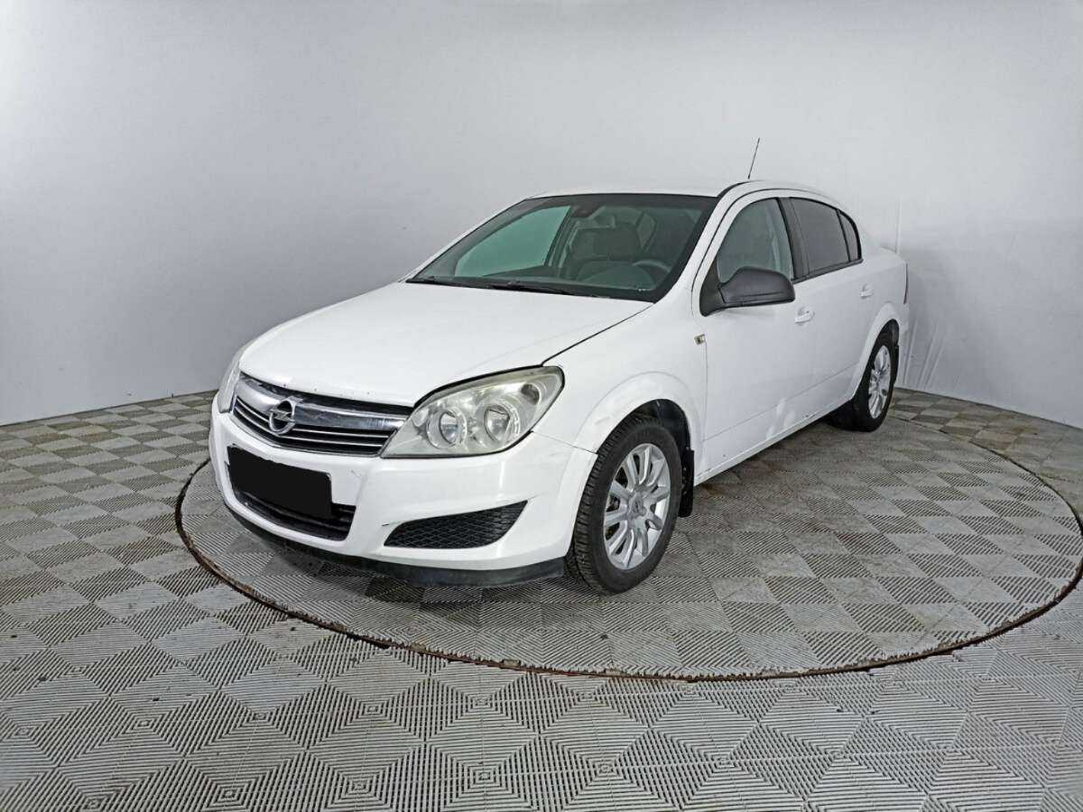 Купить Opel Astra с пробегом. Фото: #0