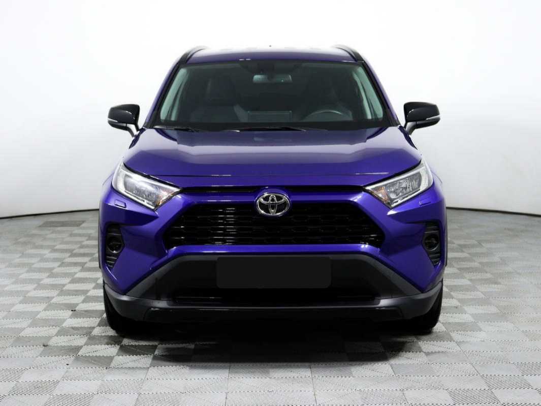 Купить Toyota RAV4 с пробегом. Фото: #1