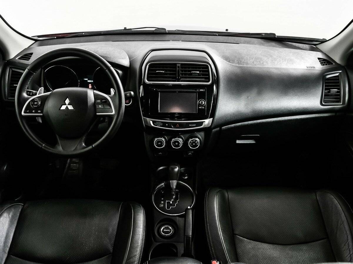 Купить Mitsubishi ASX с пробегом. Фото: #10