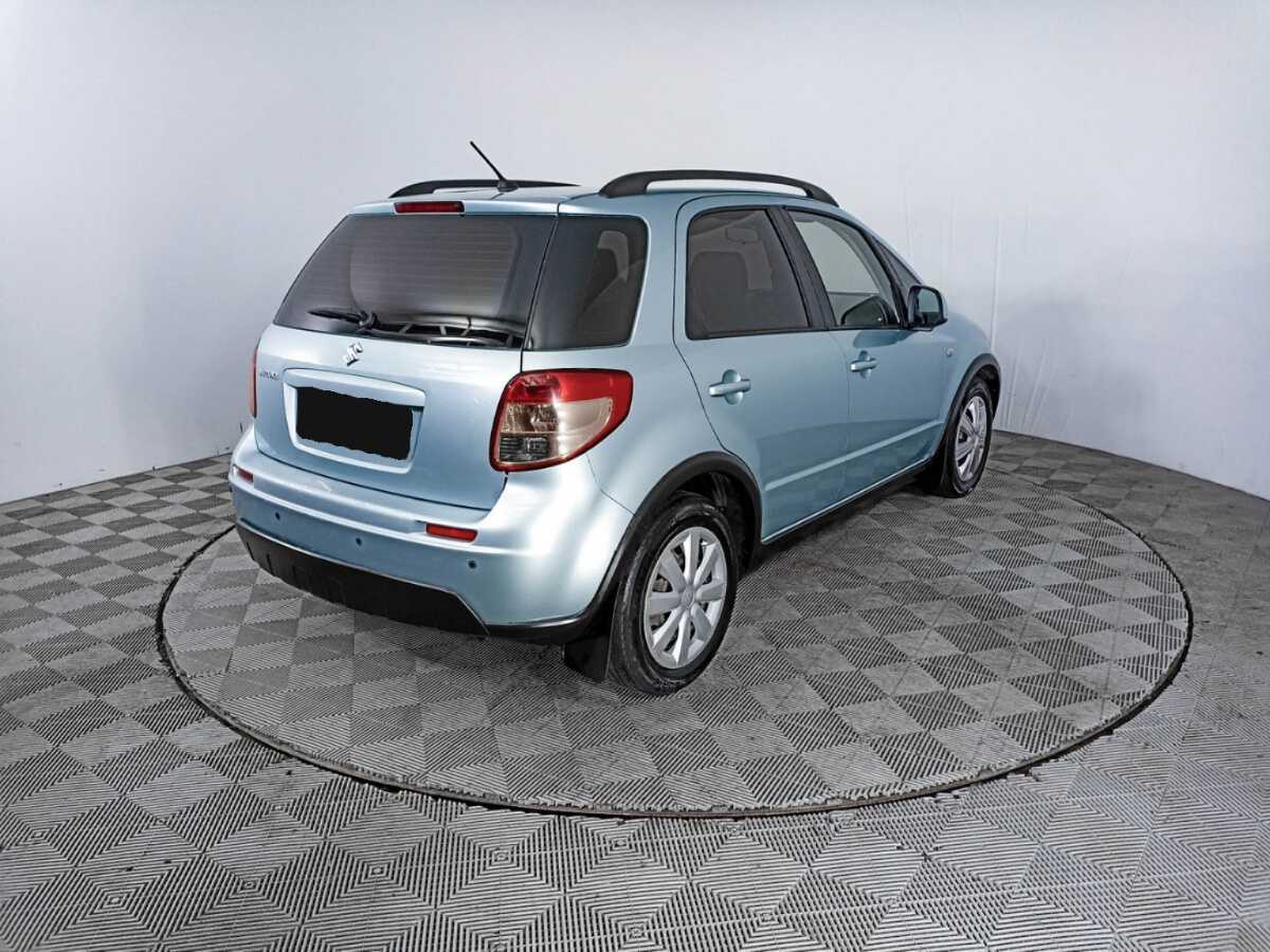 Купить Suzuki SX4 с пробегом. Фото: #4