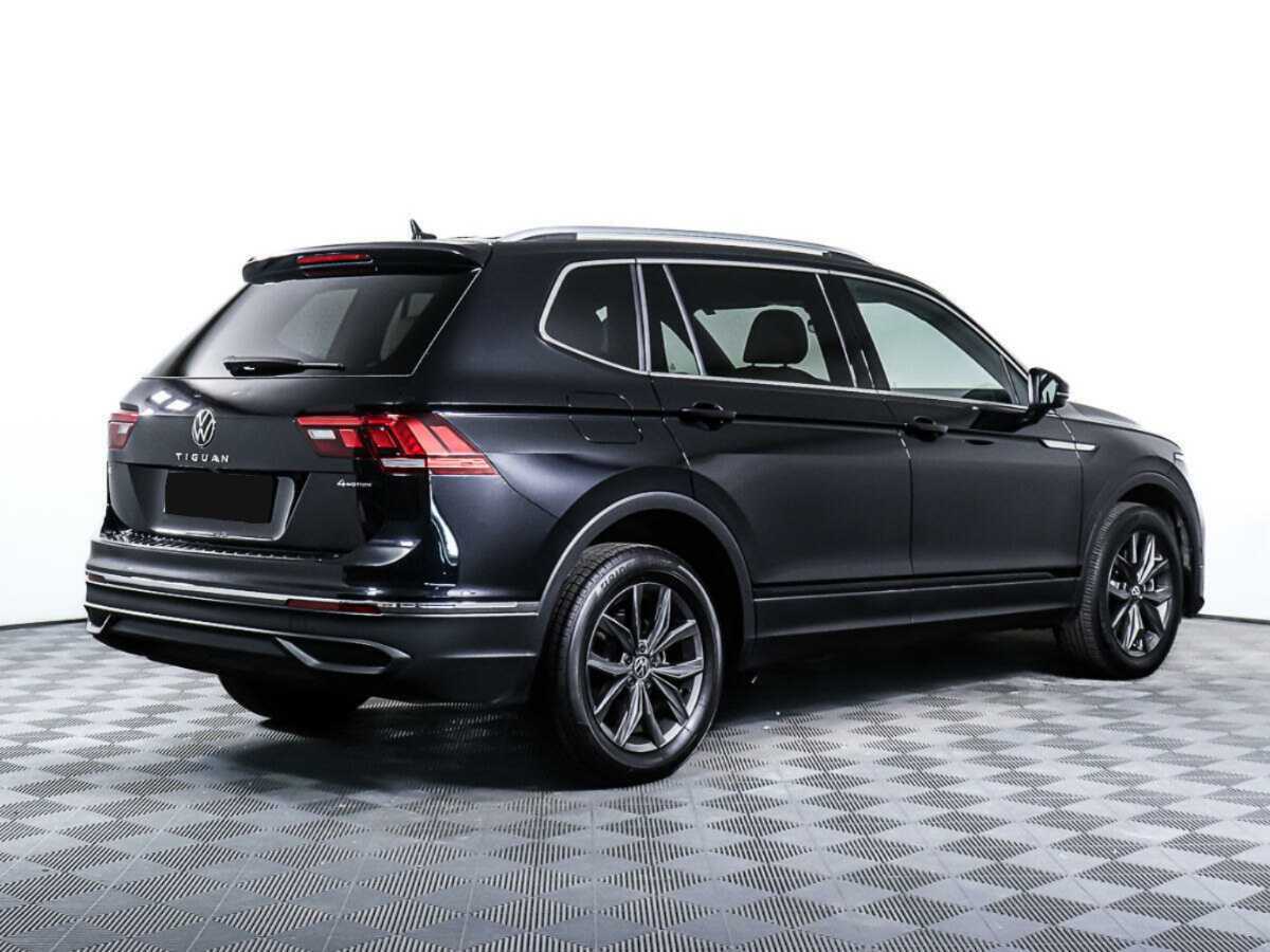 Купить Volkswagen Tiguan с пробегом. Фото: #3