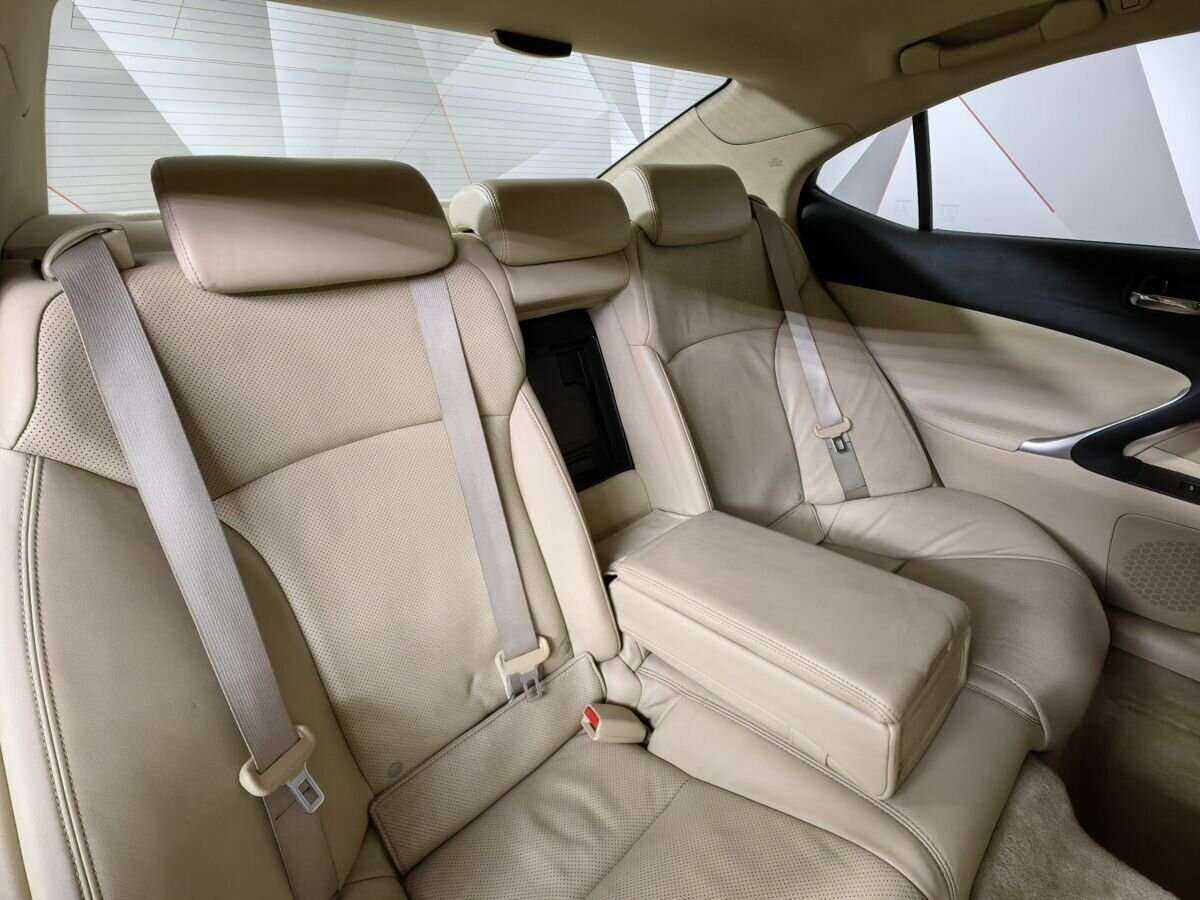 Купить Lexus IS с пробегом. Фото: #11