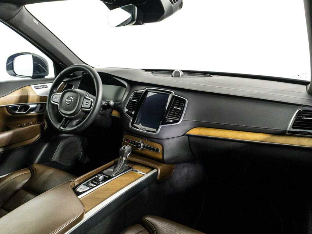 Купить Volvo XC90 с пробегом. Фото: #6