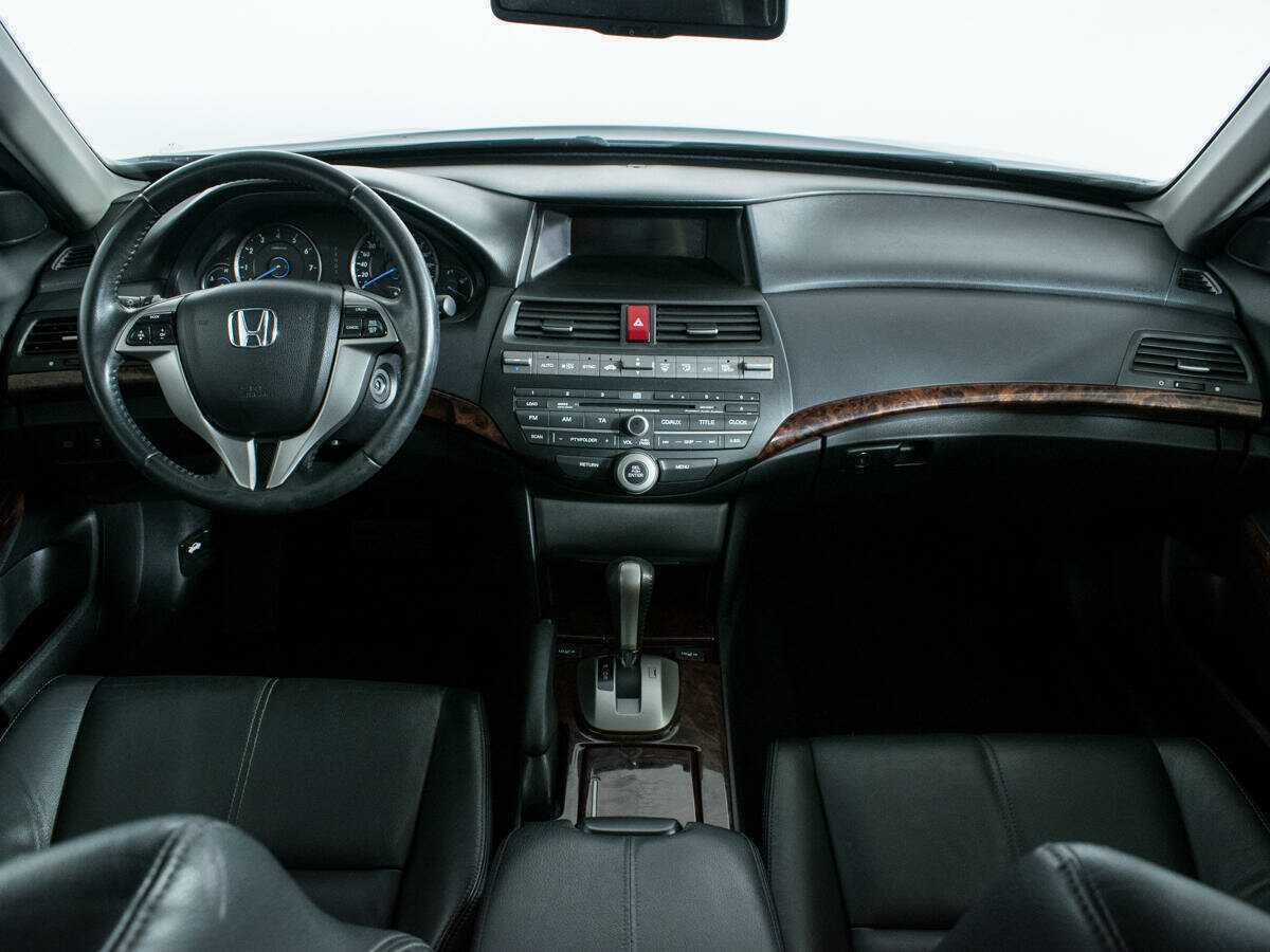 Купить Honda Crosstour с пробегом. Фото: #11