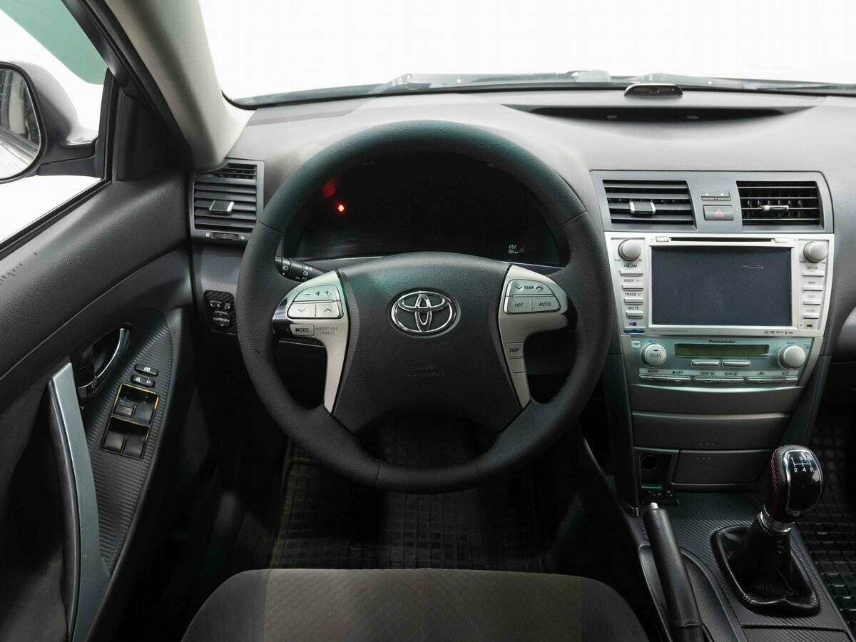 Купить Toyota Camry с пробегом. Фото: #13