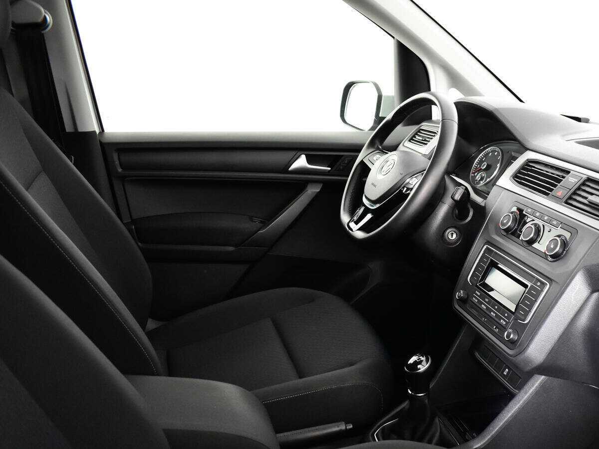 Купить Volkswagen Caddy с пробегом. Фото: #8
