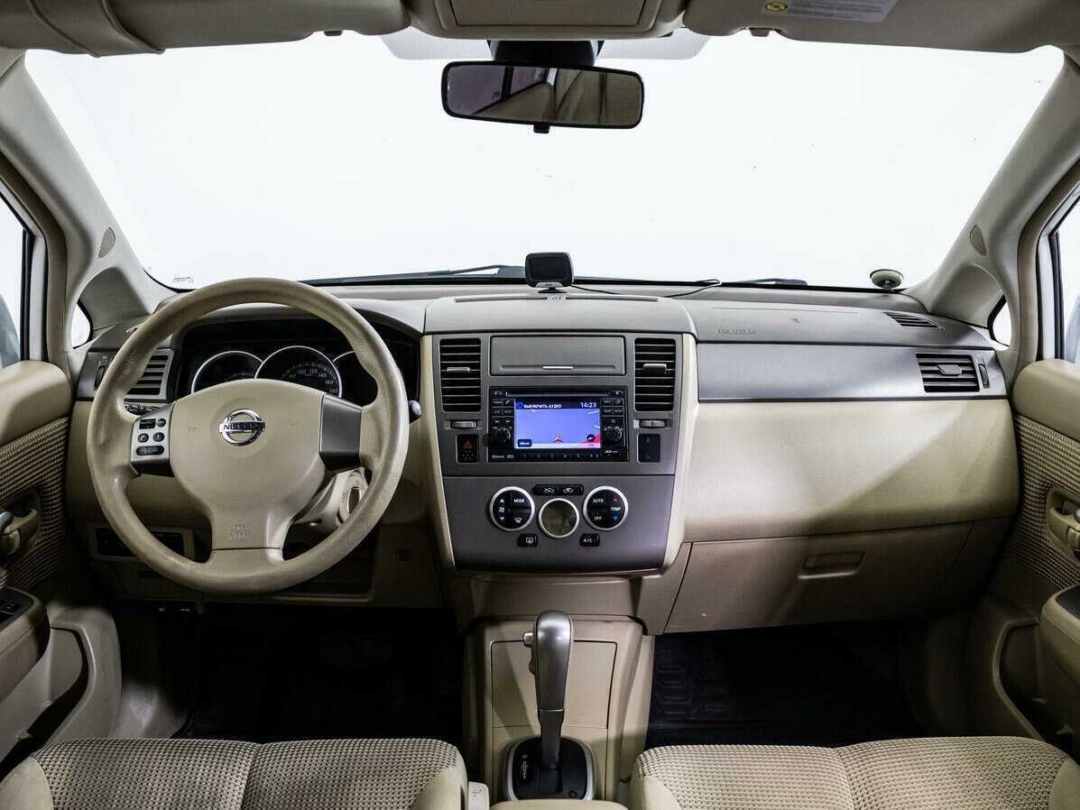 Купить Nissan Tiida с пробегом. Фото: #12