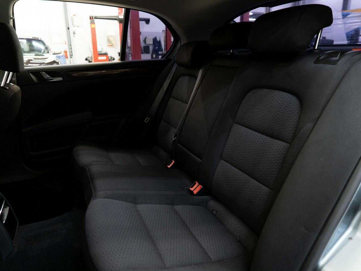 Купить Skoda Superb с пробегом. Фото: #6