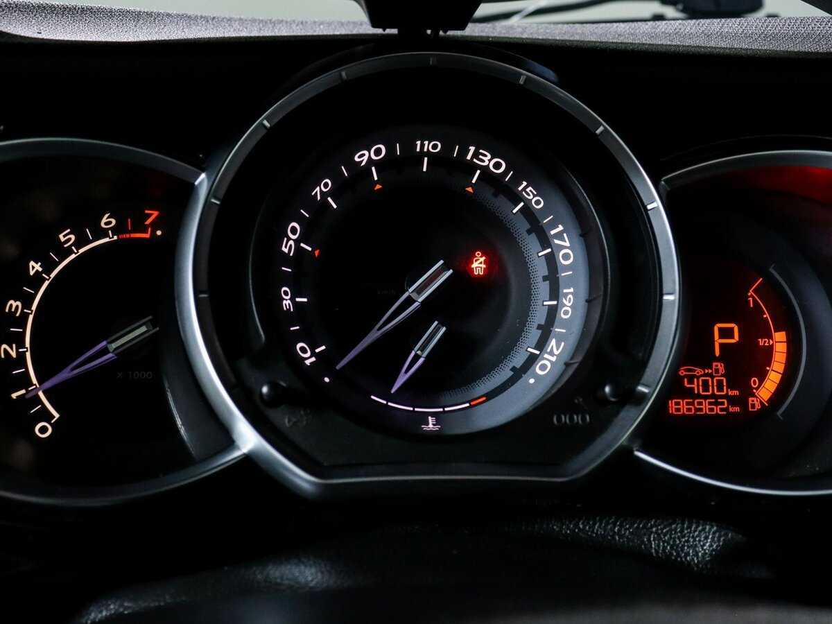 Купить Citroen DS3 с пробегом. Фото: #10