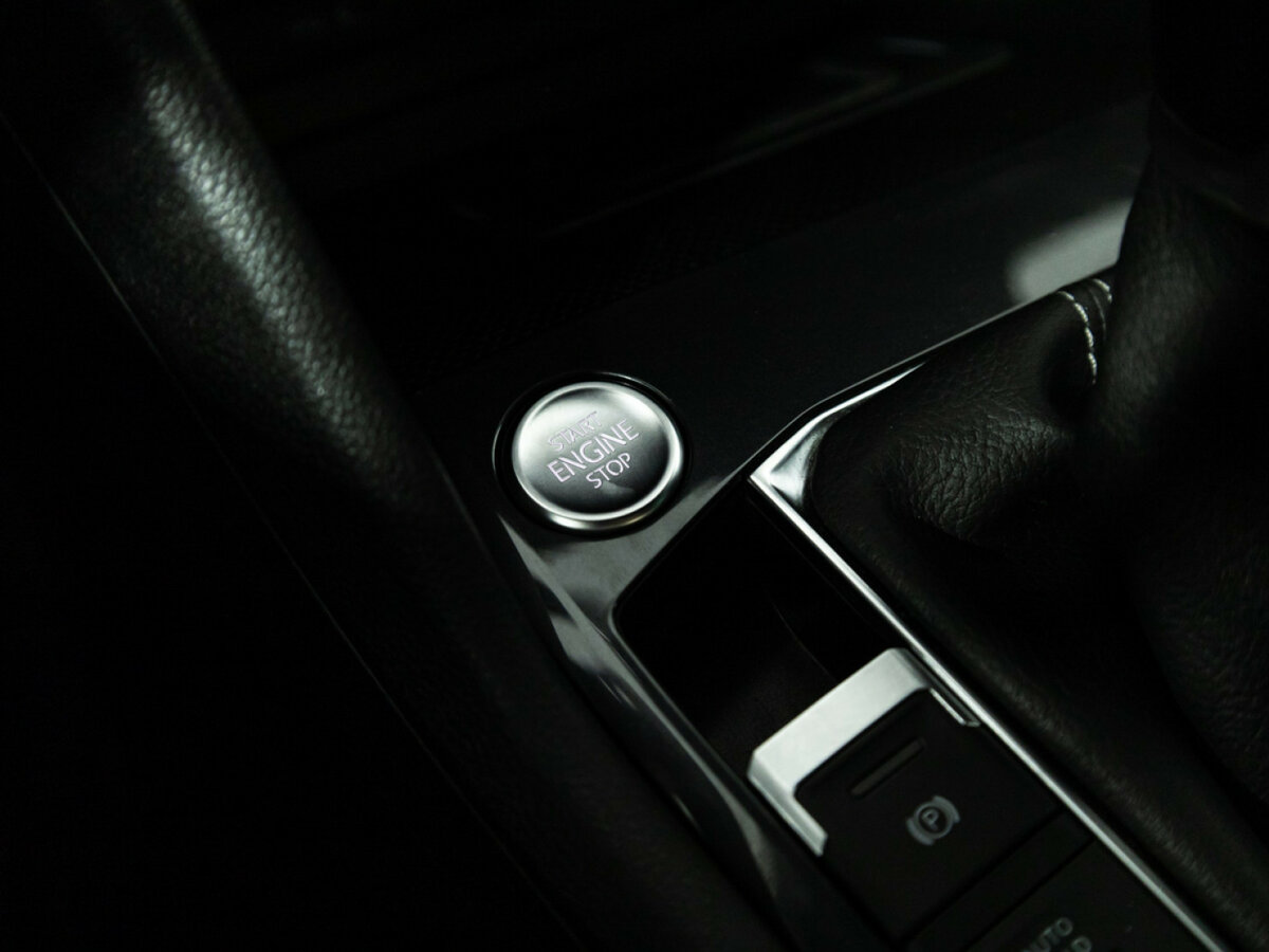 Купить Volkswagen Tiguan с пробегом. Фото: #18