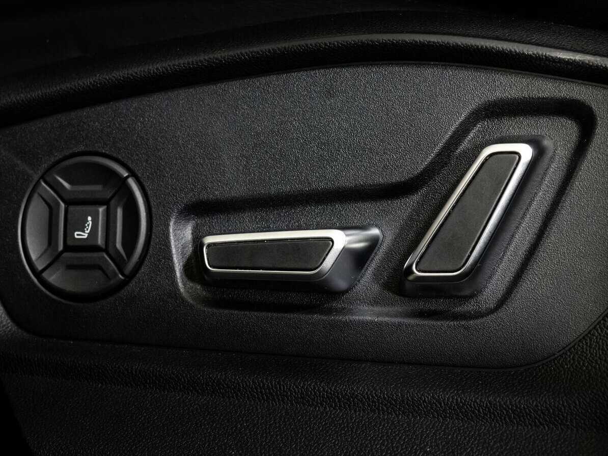 Купить Audi Q8 с пробегом. Фото: #19