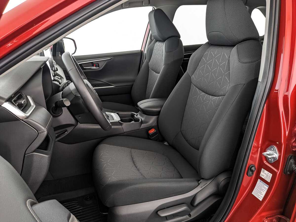 Купить Toyota RAV4 с пробегом. Фото: #15