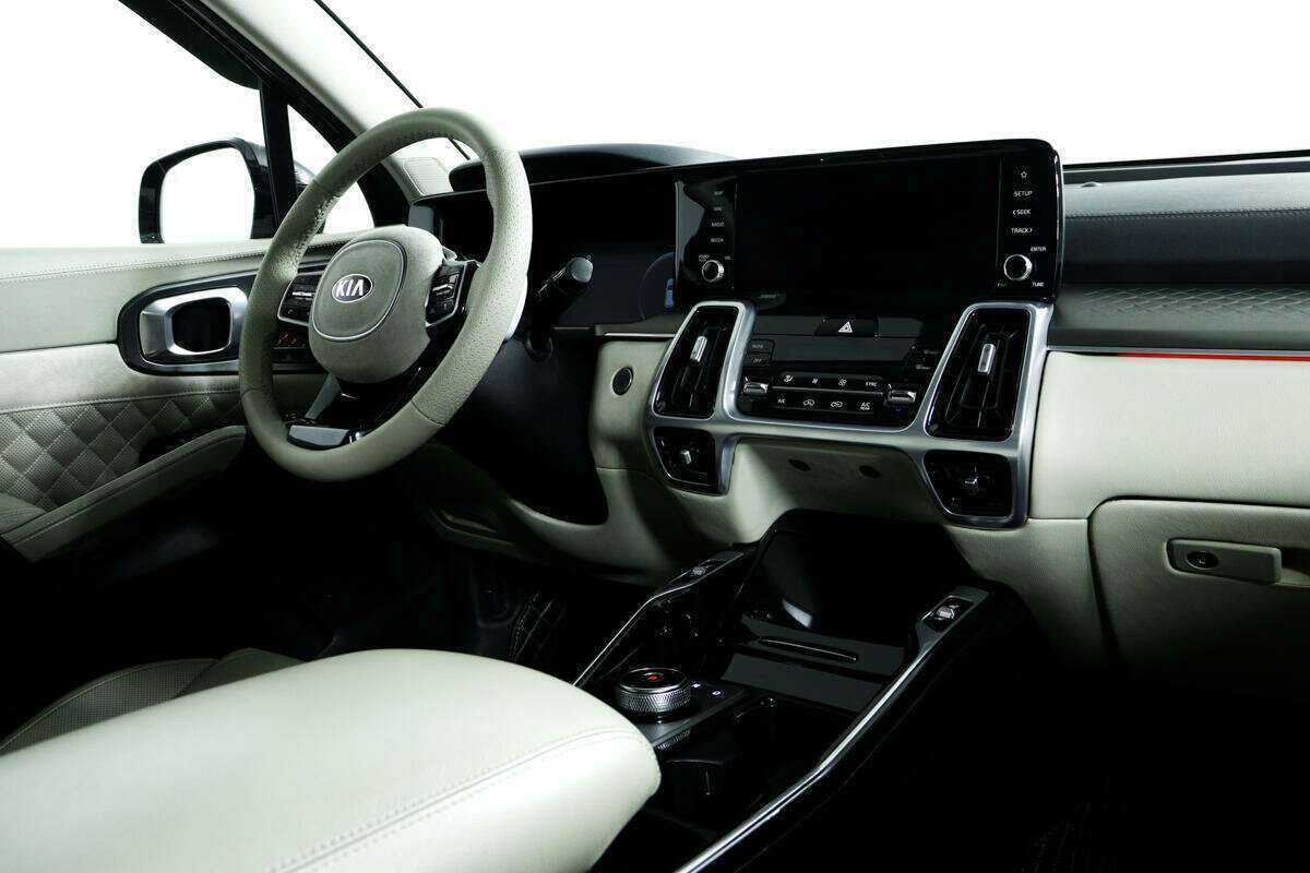Купить Kia Sorento с пробегом. Фото: #8