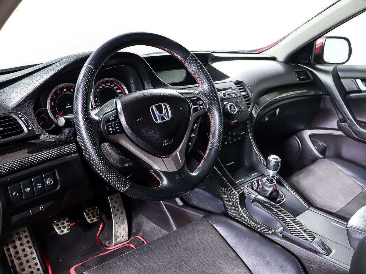 Купить Honda Accord с пробегом. Фото: #12