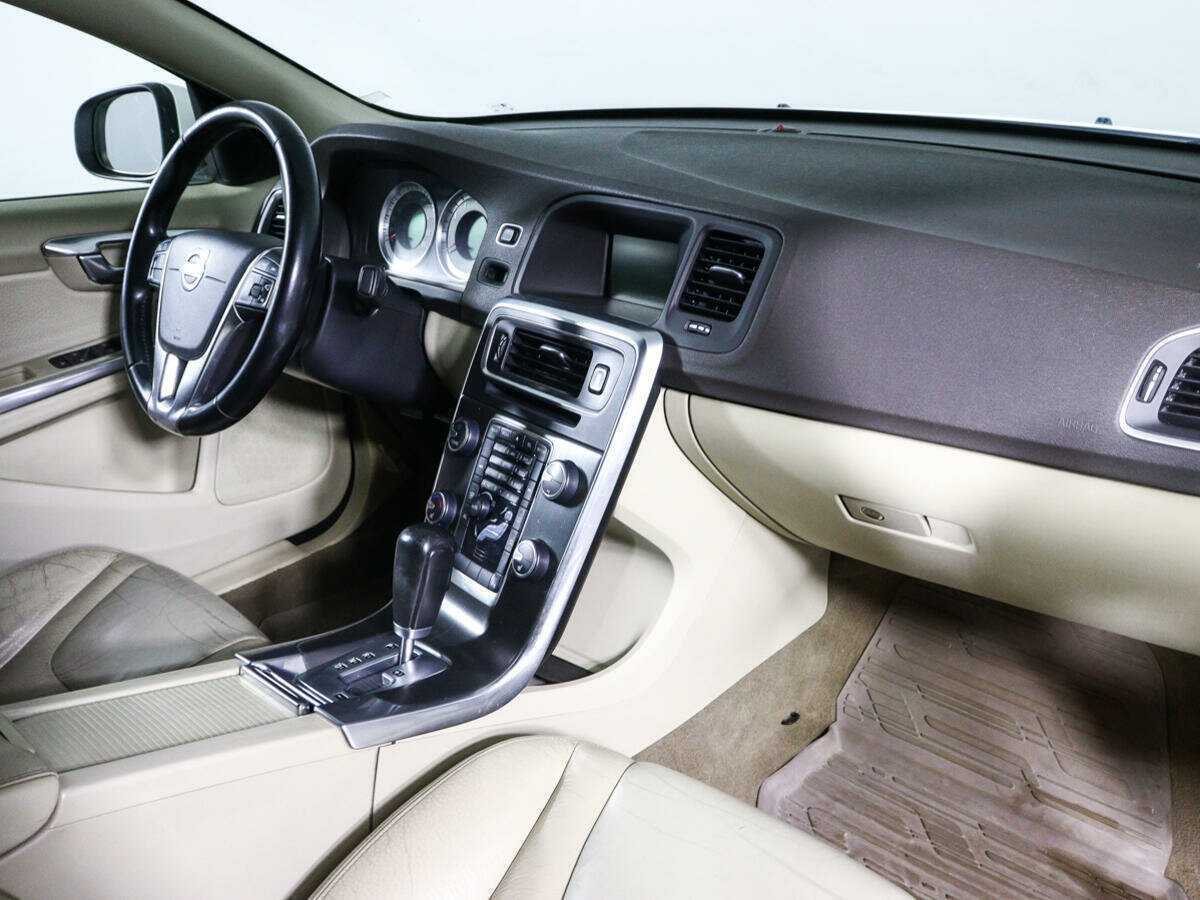 Купить Volvo S60 с пробегом. Фото: #8
