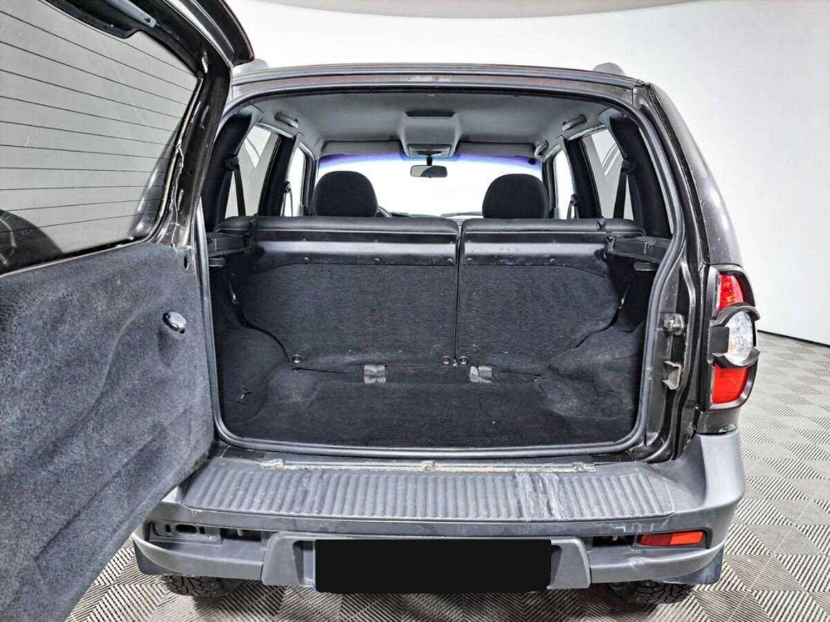 Купить Chevrolet Niva с пробегом. Фото: #9