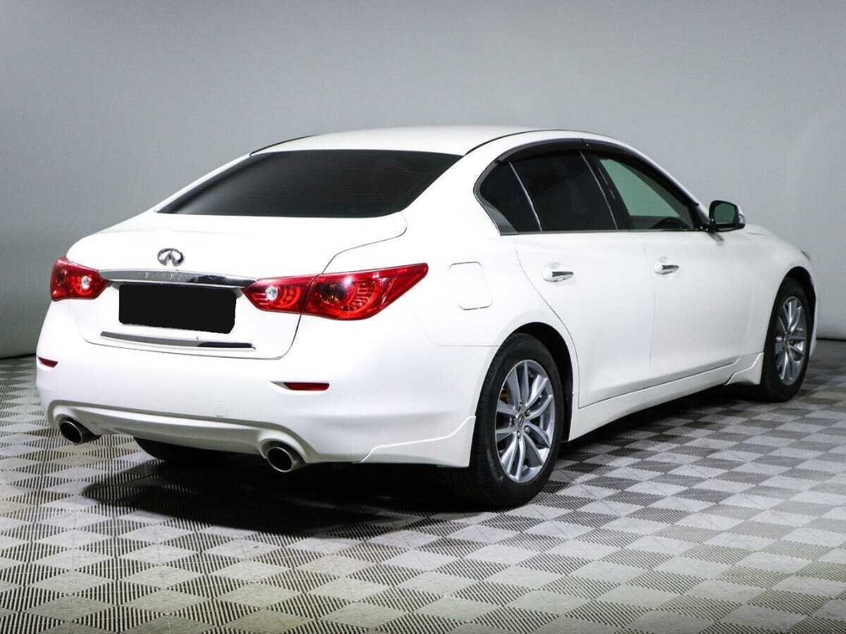 Купить Infiniti Q50 с пробегом. Фото: #4