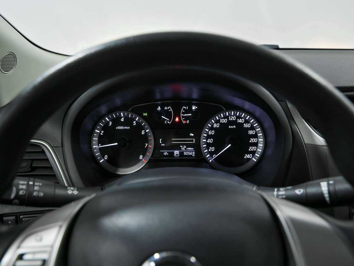 Купить Nissan Sentra с пробегом. Фото: #6