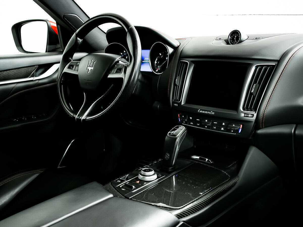 Купить Maserati Levante с пробегом. Фото: #7
