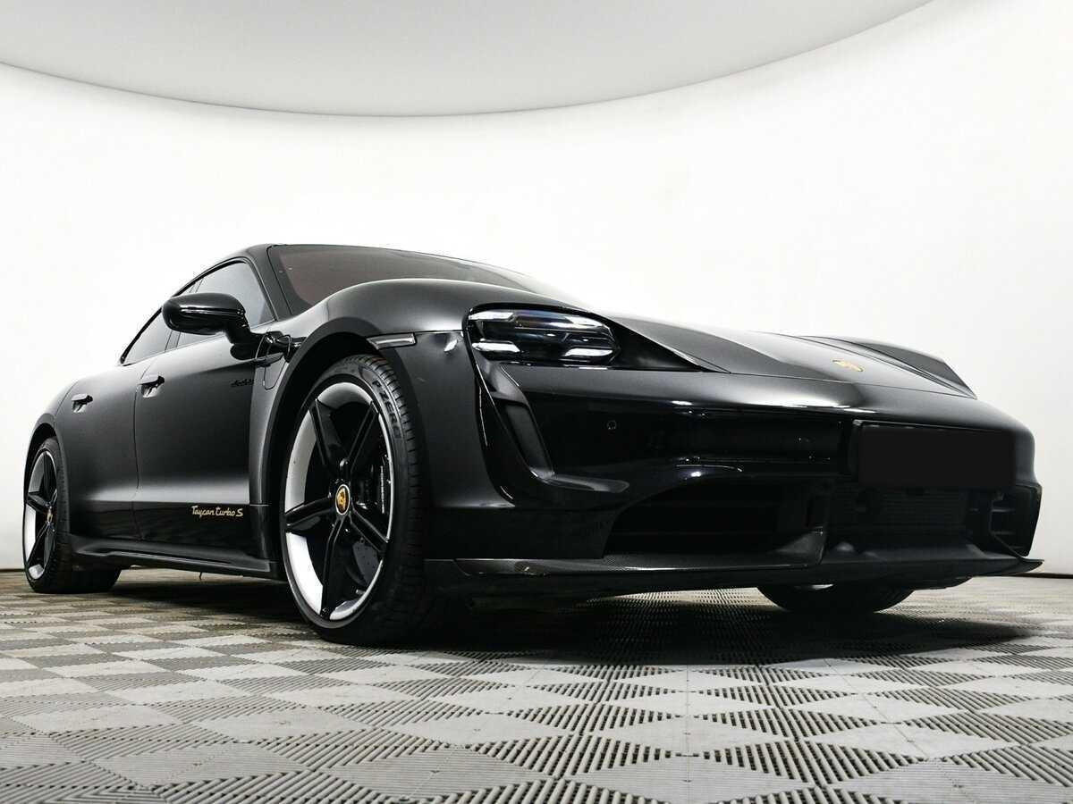 Купить Porsche Taycan с пробегом. Фото: #17