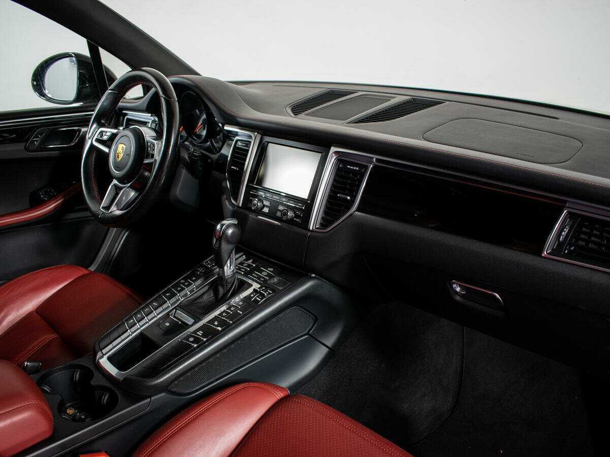 Купить Porsche Macan с пробегом. Фото: #6