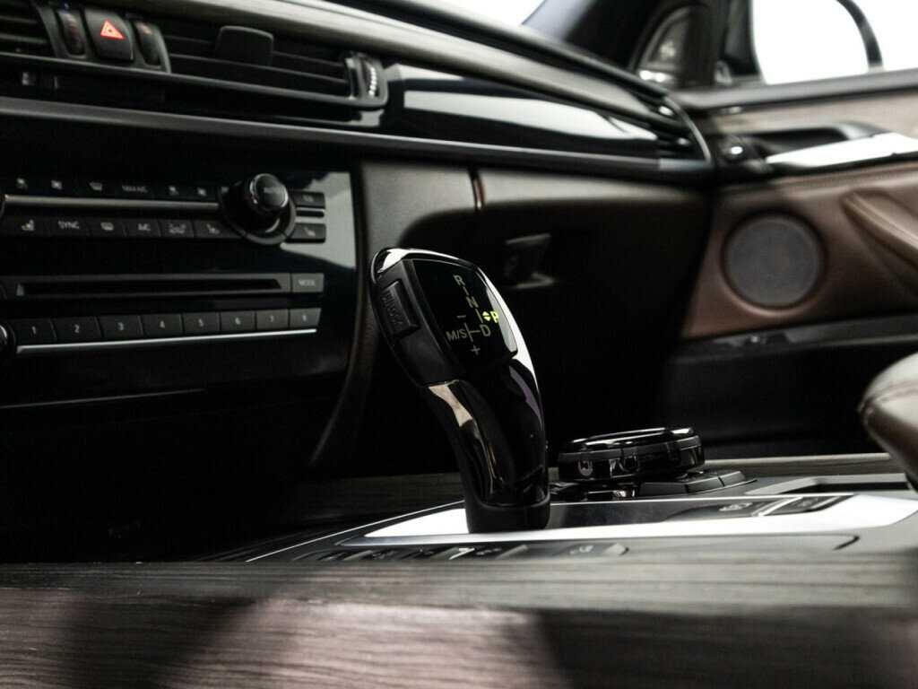 Купить BMW X5 с пробегом. Фото: #21