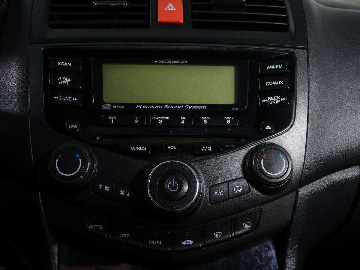 Купить Honda Accord с пробегом. Фото: #16