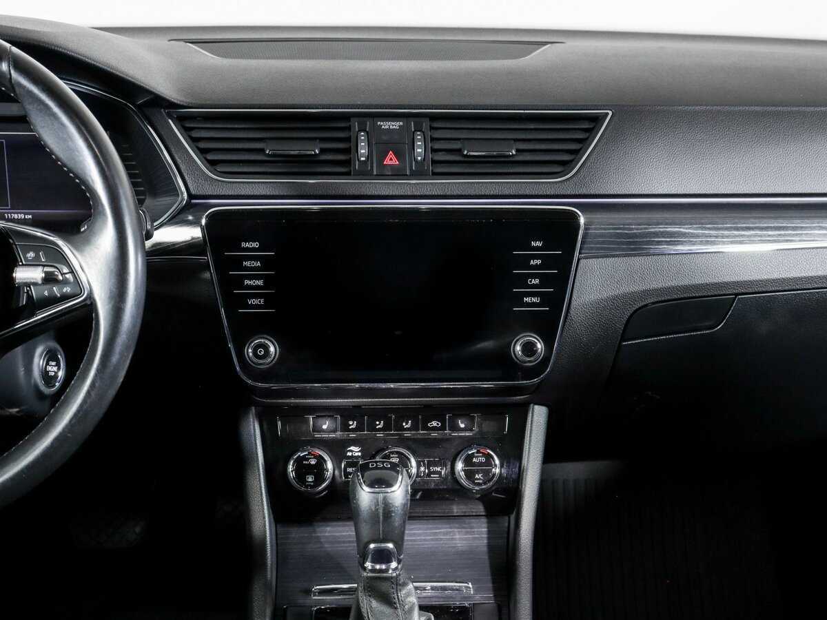 Купить Skoda Superb с пробегом. Фото: #9