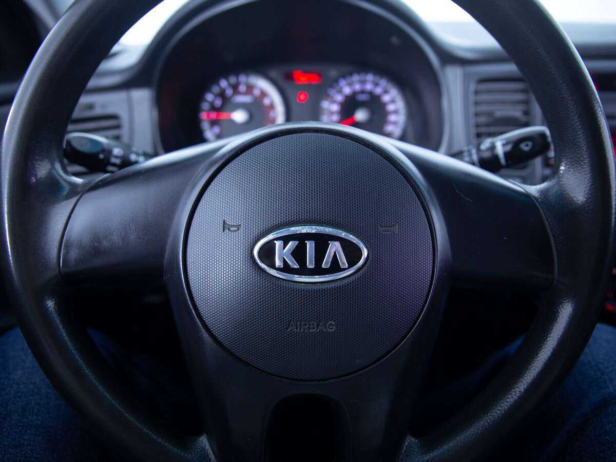 Купить Kia Rio с пробегом. Фото: #13