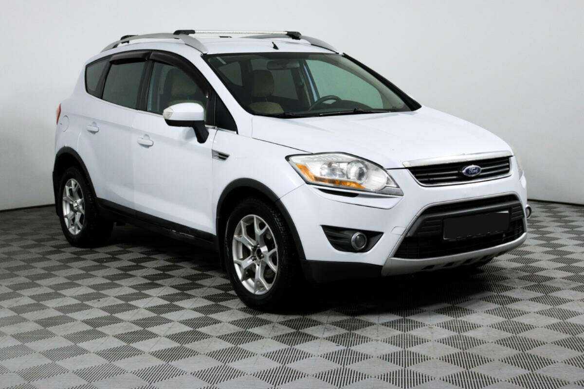 Купить Ford Kuga с пробегом. Фото: #2