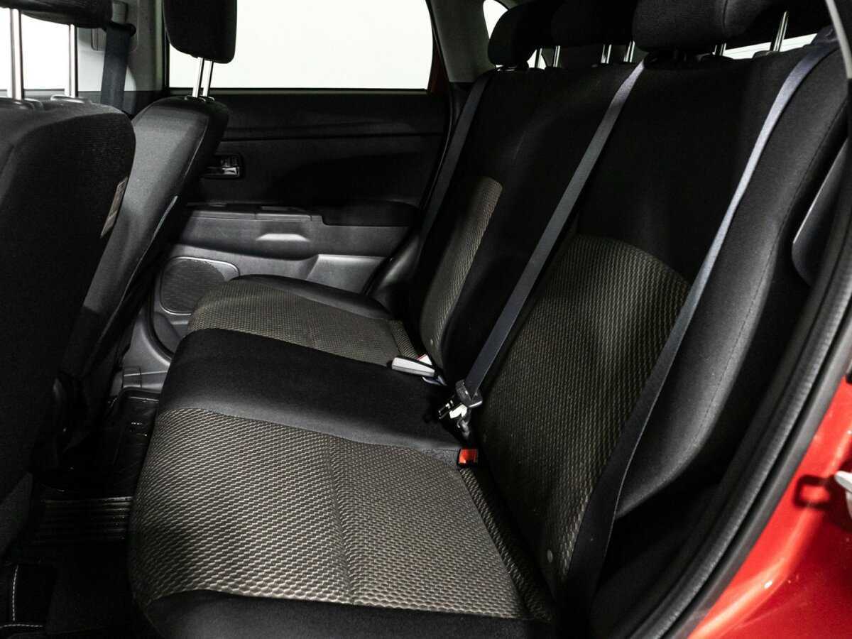 Купить Mitsubishi ASX с пробегом. Фото: #9