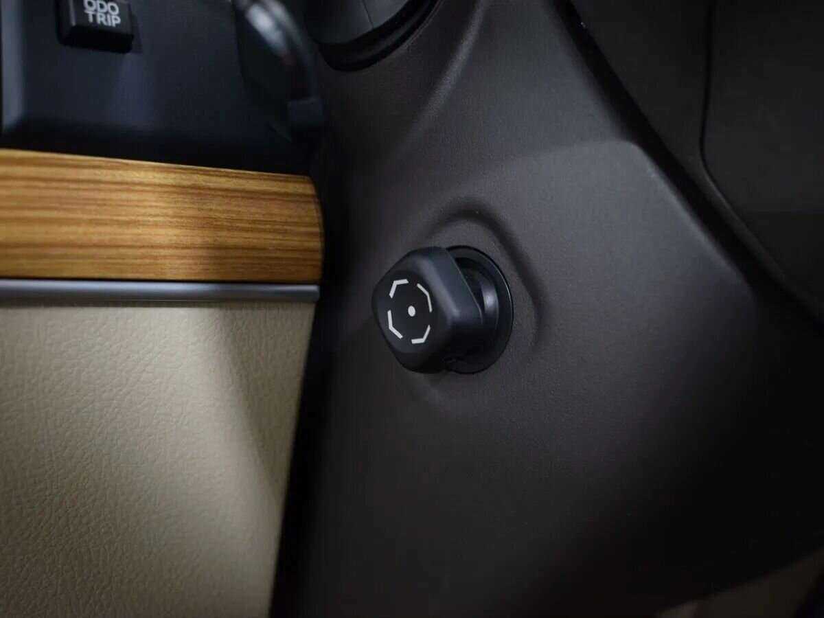 Купить Toyota Land Cruiser Prado с пробегом. Фото: #14