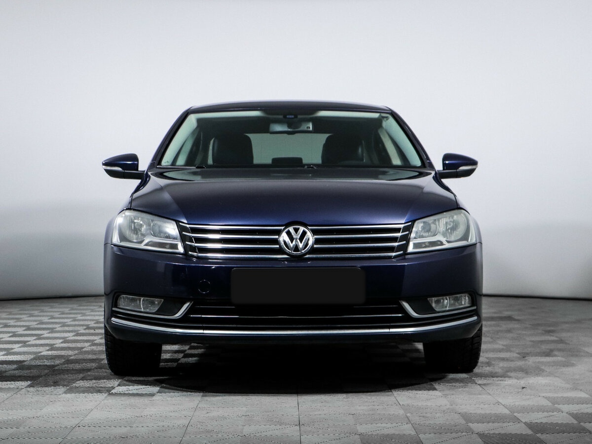 Купить Volkswagen Passat с пробегом. Фото: #1