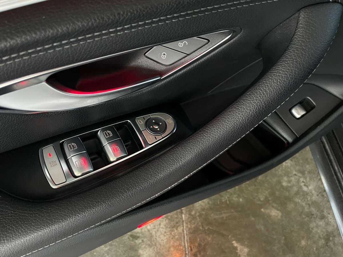 Купить Mercedes-Benz E-Класс с пробегом. Фото: #22