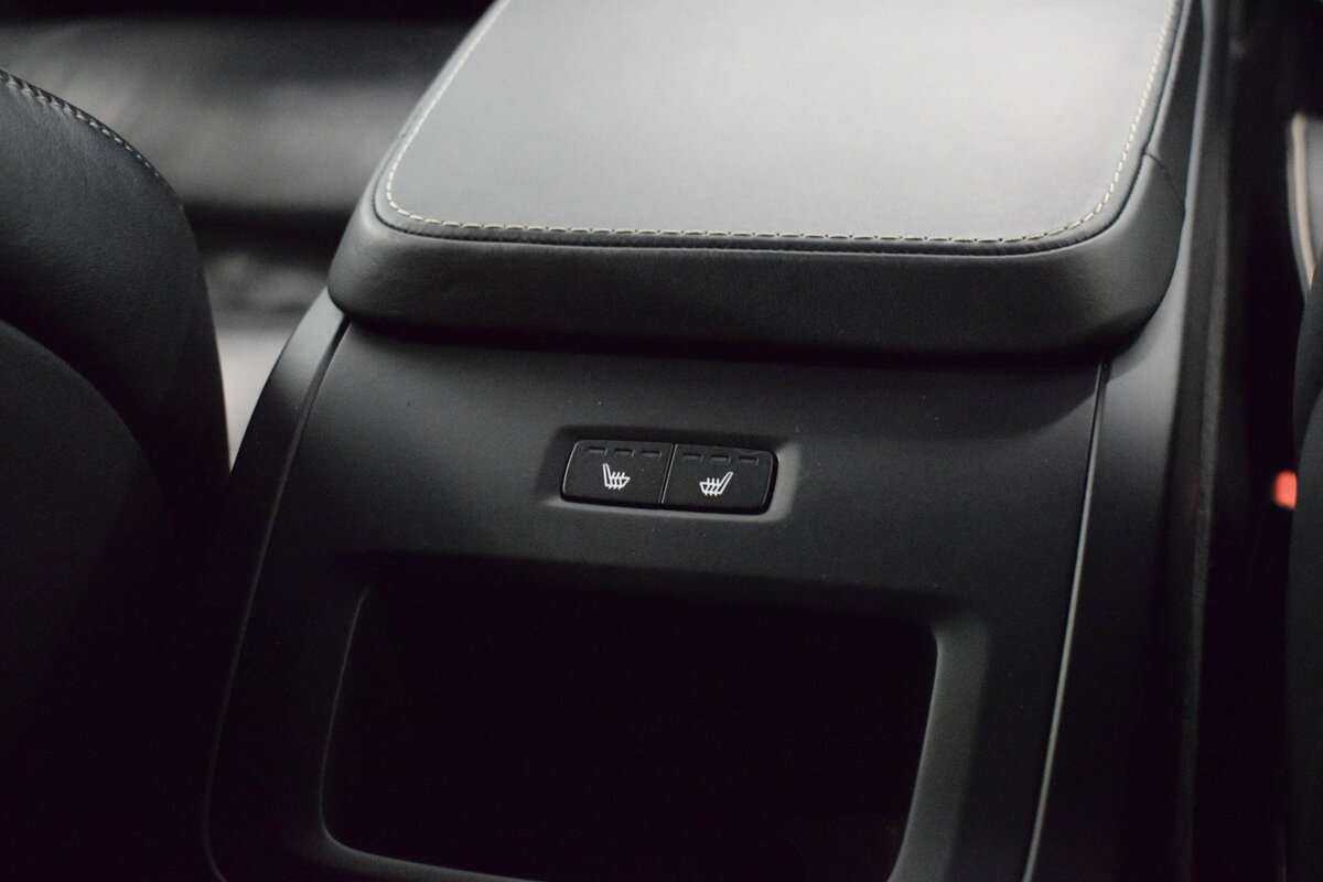 Купить Volvo XC90 с пробегом. Фото: #21